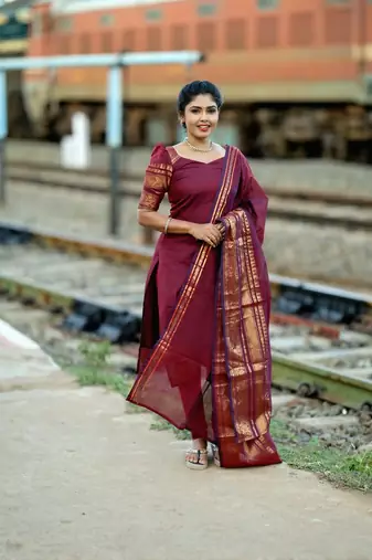 Maroon jaquard  kanchi cotton maxi kurti dupatta set