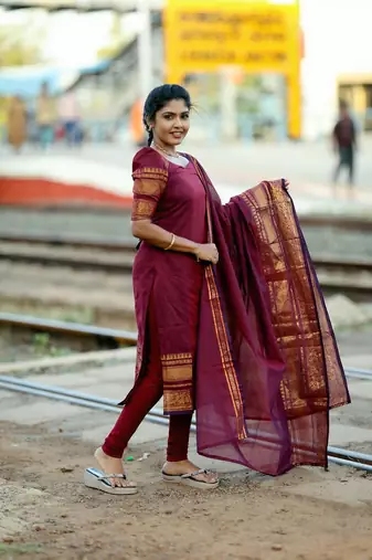 Maroon jaquard  kanchi cotton maxi kurti dupatta set