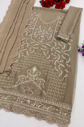 Grey chiffon suit with embroidered sequin 