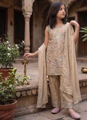 Trendy  kids wear heavy embroidery sequence work kurta set 3