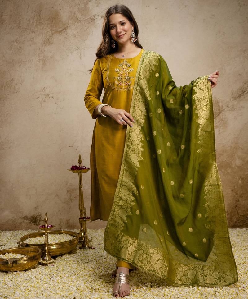 Elegant vatican embroidered straight kurti pant set with jacquard zari dupatta for women