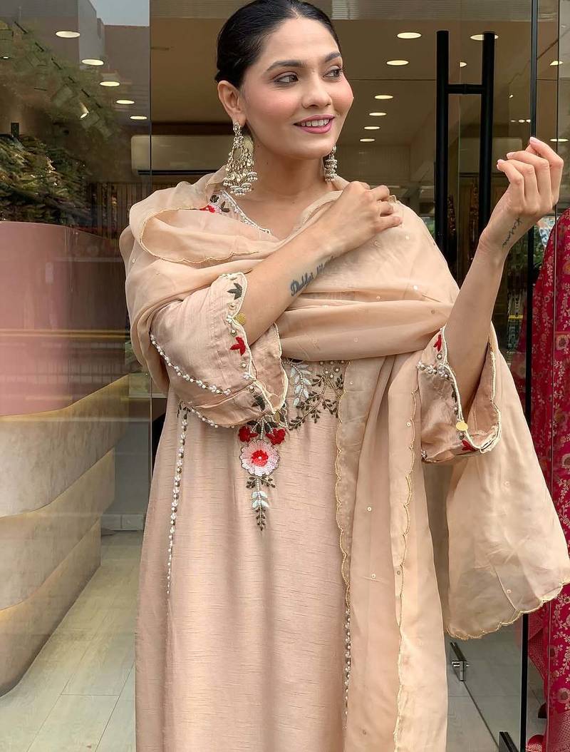 Women        s embroidered p.v. chanderi kurti pant dupatta set | elegant ethnic wear for festive & casual occasion