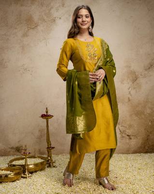 Elegant vatican embroidered straight kurti pant set with jacquard zari dupatta for women 4
