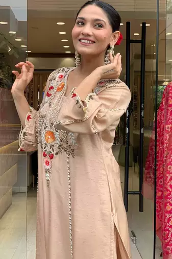 Women    s embroidered p.v. chanderi kurti pant dupatta set | elegant ethnic wear for festive & casual occasion