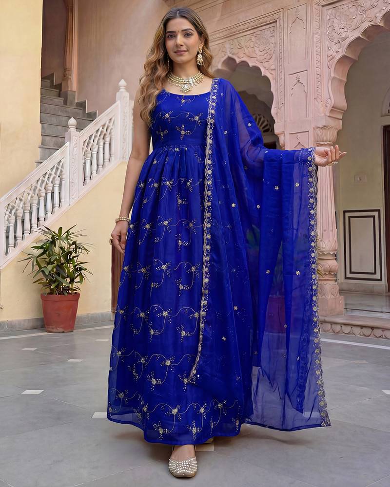 Elegant organza embroidered kurti set with organza dupatta for women