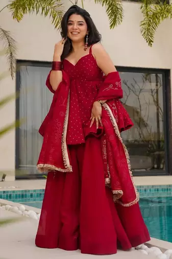 Trendy cruncy embroidered kurti set withdupatta for women