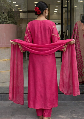 embroidered p.v. chanderi kurti pant dupatta set 2