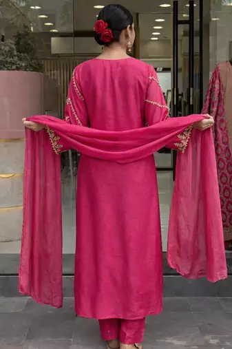 embroidered p.v. chanderi kurti pant dupatta set