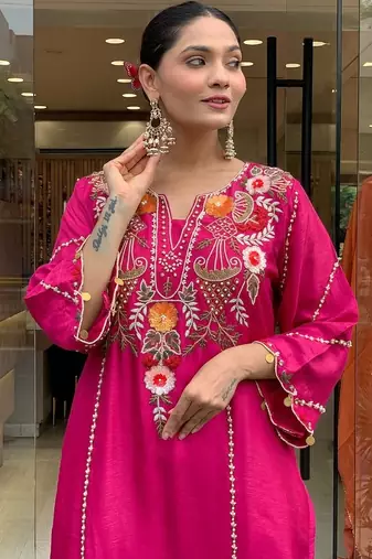 embroidered p.v. chanderi kurti pant dupatta set