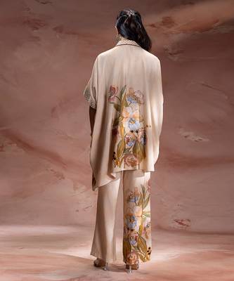 Beige embroidered chanderi co ord set 3