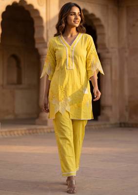 Yellow embroidered rayon kurta and pant set 1
