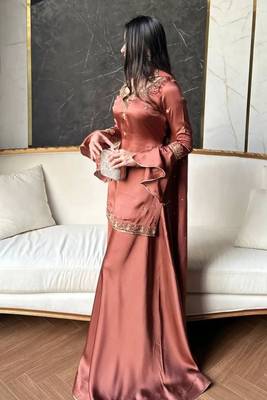 Pakistani farshi suit: natural crepe silk with multi needle work 1