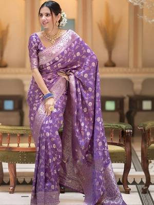 Lavender woven silk saree elegant banarasi style wedding wear with blouse 4