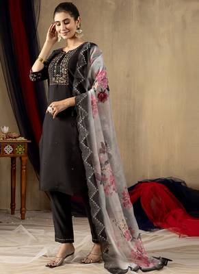 Black roman silk straight kurti pant dupatta set 2