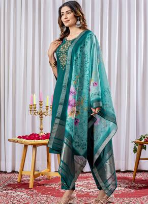 Green viscose silk straight kurti pant dupatta set 2