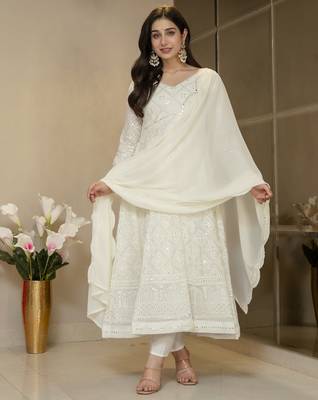 Off white georgette   party wear embroidery   suit set 5