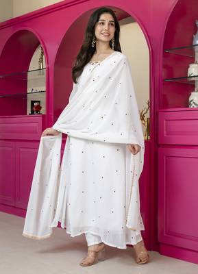 White georgette party weae embroidery suit set 3