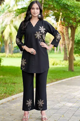 Black heavy rayon kurta pent
