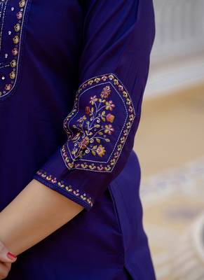 Purple pure viscose mango silk straight kurti pant dupatta set 3