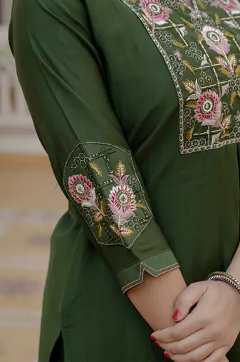 Green pure viscose mango silk straight kurti pant dupatta set