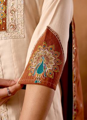 Cream roman silk kurti pant dupatta set 3