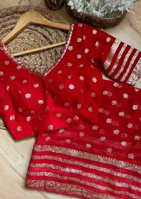 Red Color Weaving zari Work Silk Saree 5