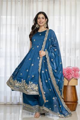 Rama simmar silk party wear embroidery suit set 4