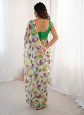 Off white chiffon printed saree 4