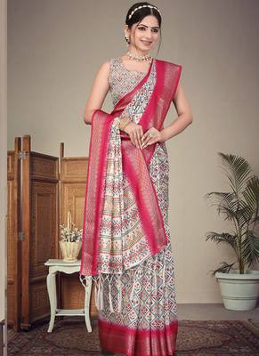 Off white cotton silk digital print saree 2