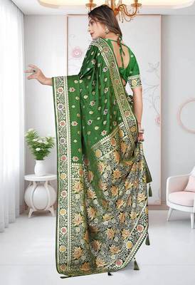 Mehandi Green Banarasi Satin silk blend Saree with Silver Zari & Thread Work and Rich Traditional Pallu 5