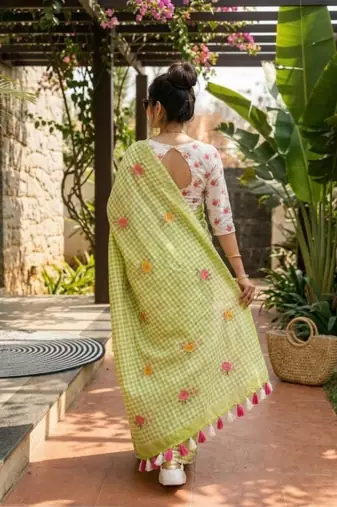 Green linen printed saree with unstitched blouse piece