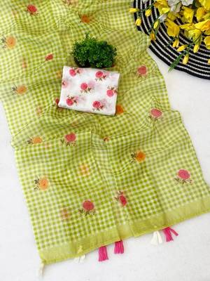 Green linen printed saree with unstitched blouse piece 5