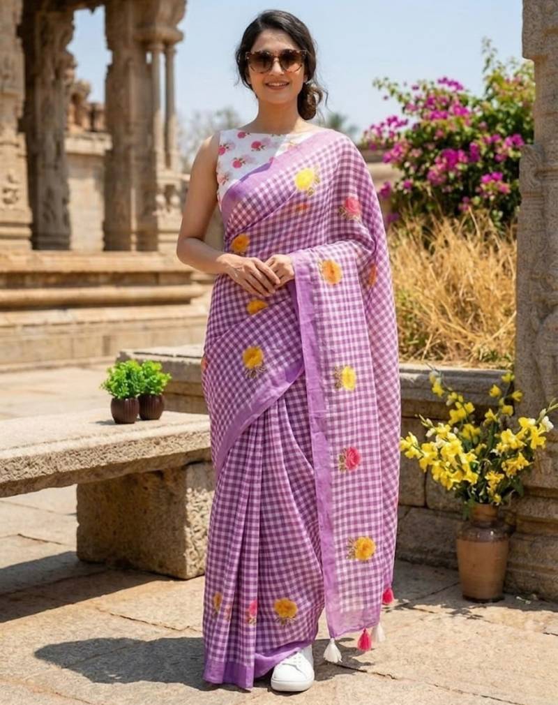 Lavender linen printed saree with unstitched blouse piece