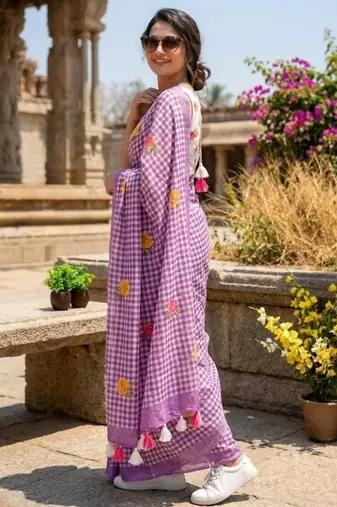 Lavender linen printed saree with unstitched blouse piece