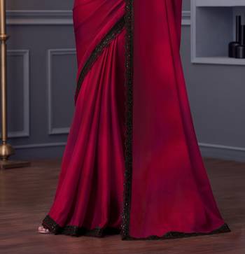 Magenta chiffon embroidered saree with unstitched blouse piece 3