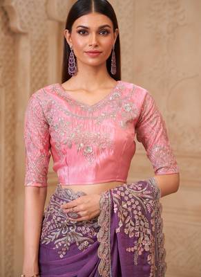 Lavender georgette embroidered saree with unstitched blouse piece 4