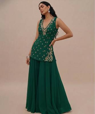 Bottle green embroidered silk kurta set 1