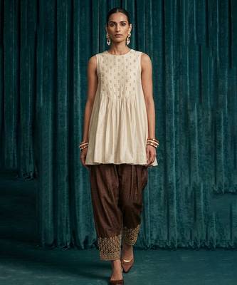 Ivory brown embroidered raw silk co ord set 1