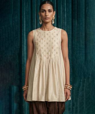 Ivory brown embroidered raw silk co ord set 2