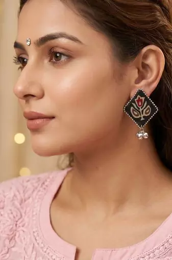 Black color handcraft earrings