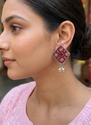 Maroon color handcraft earrings 1