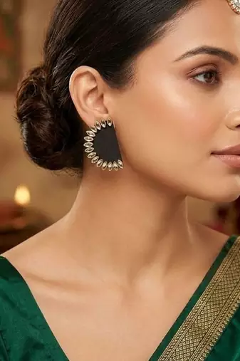 Black color handcraft earrings