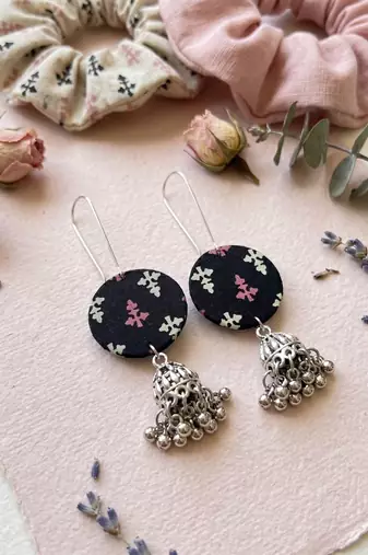 Black color handcraft earrings