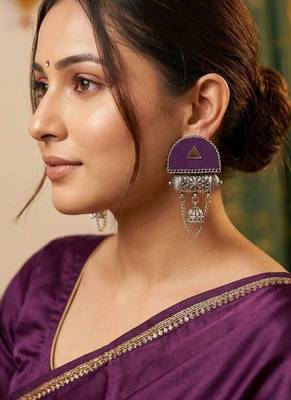 Purple color handcraft earrings 1