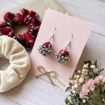 Red & black color handcraft earrings 2