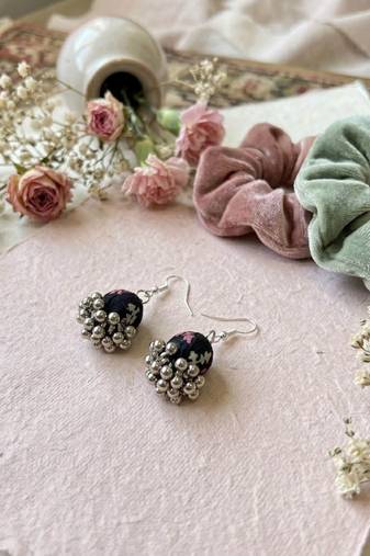 Black color handcraft earrings