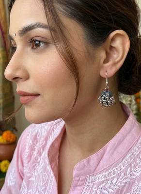 Multi color handcraft earrings 1