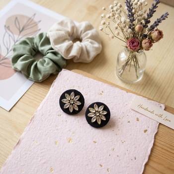 Black color handcraft earrings 1
