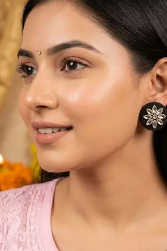 Black color handcraft earrings