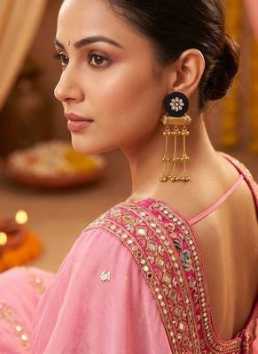 Black color handcraft earrings 1